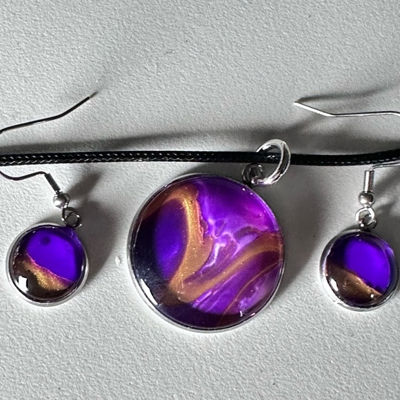 Elegant Purple and Gold Swirl Jewelry Set Handmade Acrylic pour Art Signed 4176 - Picture 11 of 15